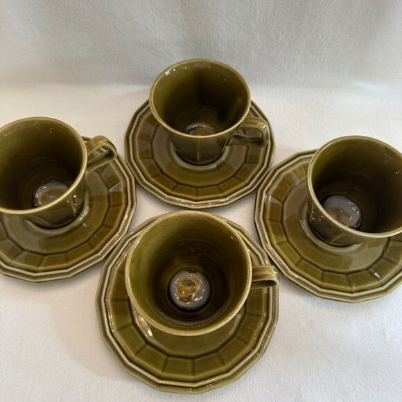 Very Rare find, Set of 4, Homer Laughlin, Dover Pattern, Cups with Saucers - Picture 6 of 8